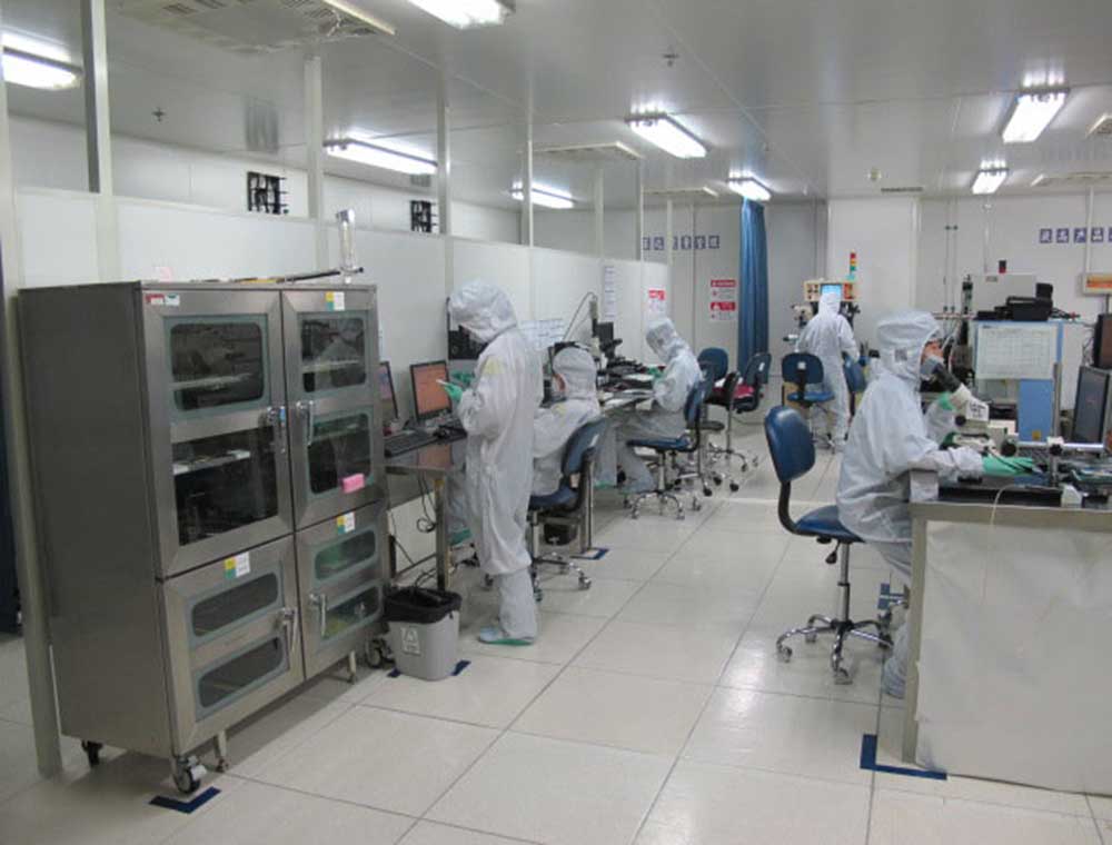 激光电子生产车间