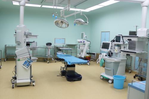 层流手术室的施工方案